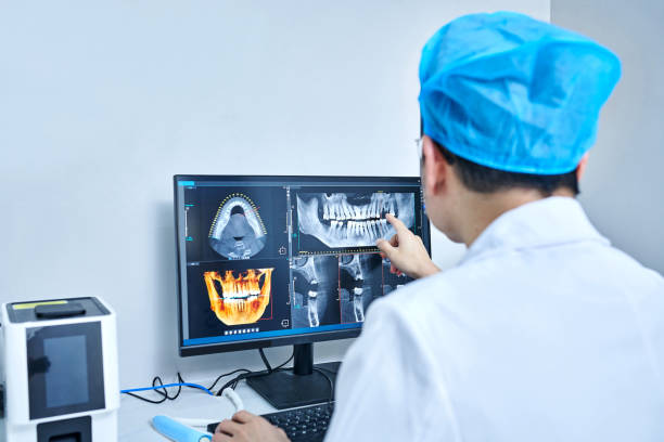 Best Dentist for Tooth Abscess  in Trenton, OH